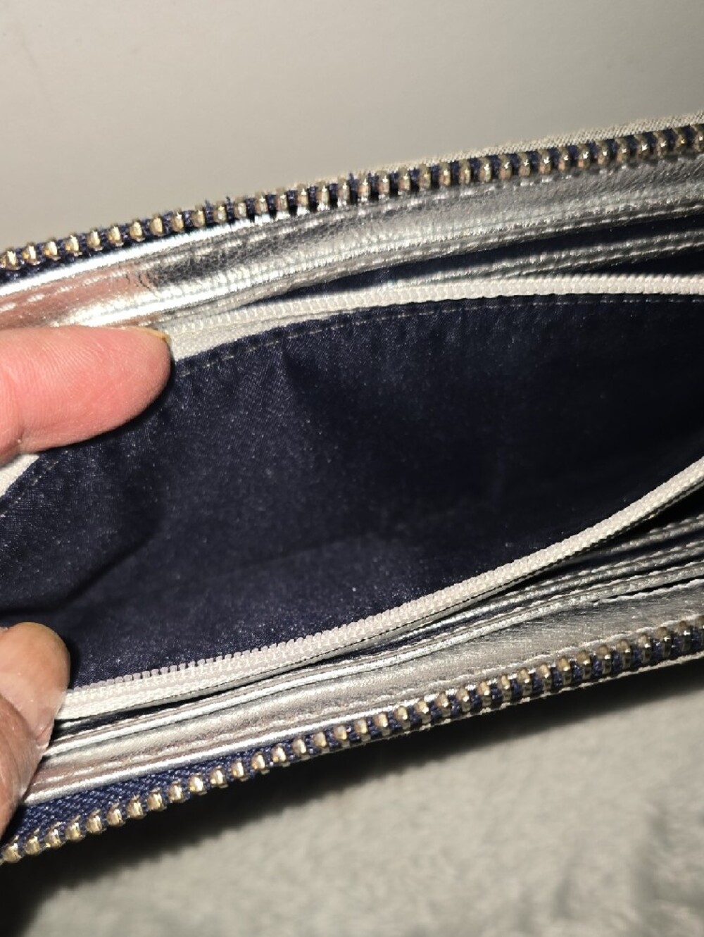Coach Poppy Patchwork Signature Denim Zip Wallet - Navy and Light Blue - Picture 6 of 10